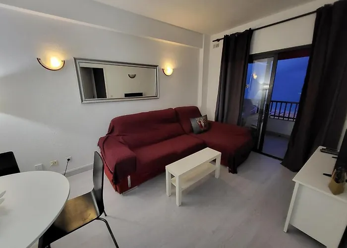 Virginia Apartment *